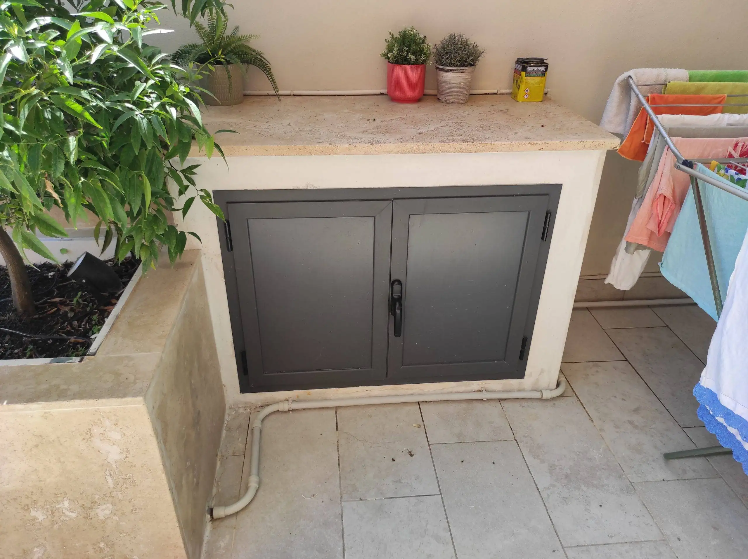 sportelli in alluminio per nicchie in muratura